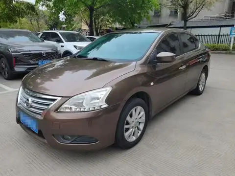 Nissan 轩逸 2012