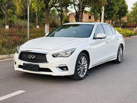 Infiniti Q50L 2018