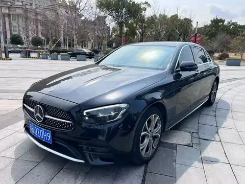 Mercedes-Benz E-Class 2022 — фото 1