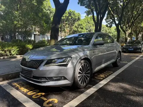 Skoda Superb 2016