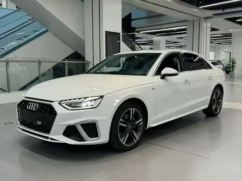 Audi A4L 2021