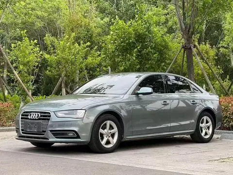 Audi A4L 2013
