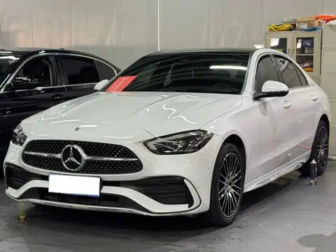 Mercedes-Benz C-Class 2024