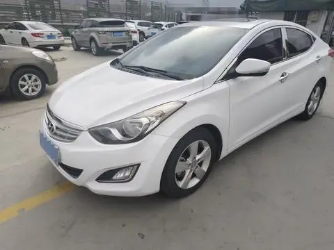 Hyundai Elantra Langdong 2013