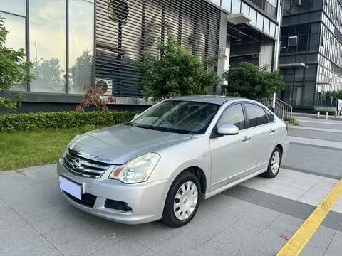 Nissan 轩逸 2012