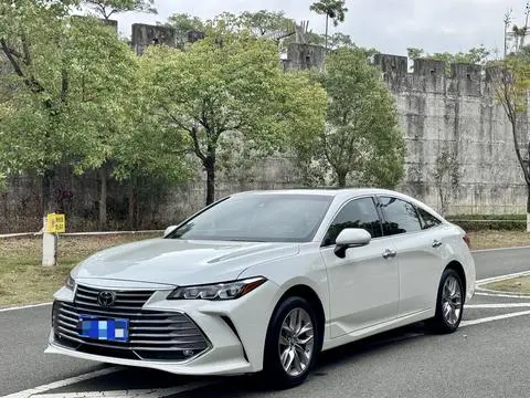Toyota 亚洲龙 2019