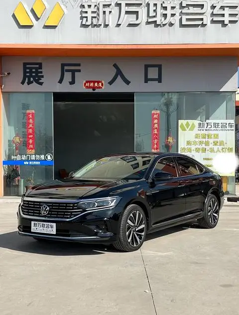 Volkswagen Passat 2022