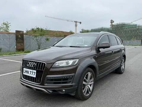 Audi Q7 2015 — фото 1