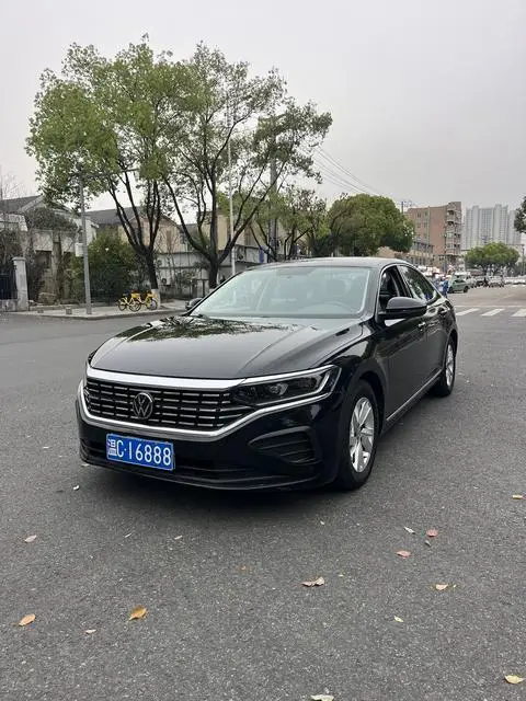 Volkswagen Passat 2024