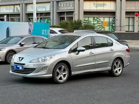 Peugeot 408 2010