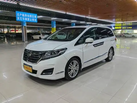 Honda 艾力绅 2016