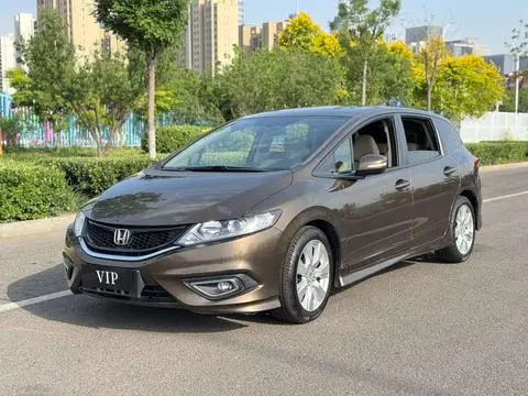 Honda Jade 2016