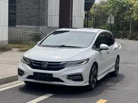 Honda Jade 2017