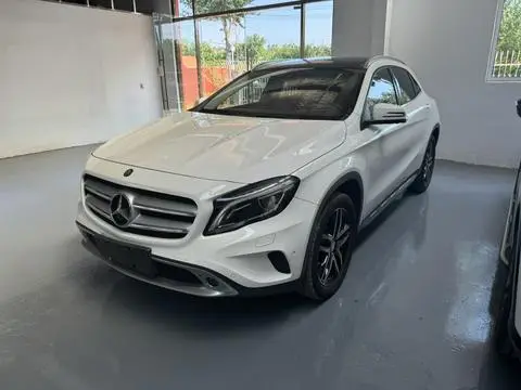 Mercedes-Benz GLA 2016