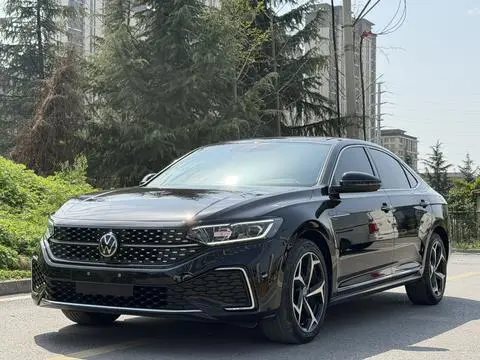 Volkswagen Passat 2024