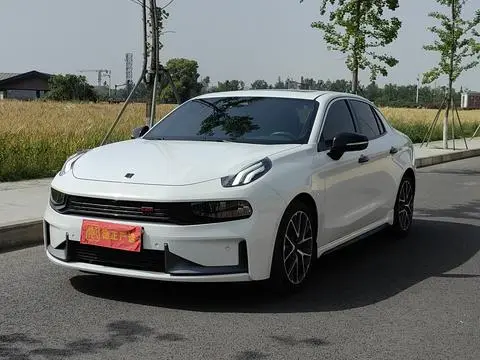 Lynk & Co 03 2022