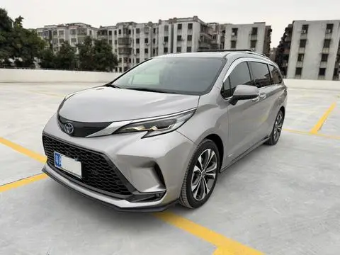 Toyota Granvia 2023