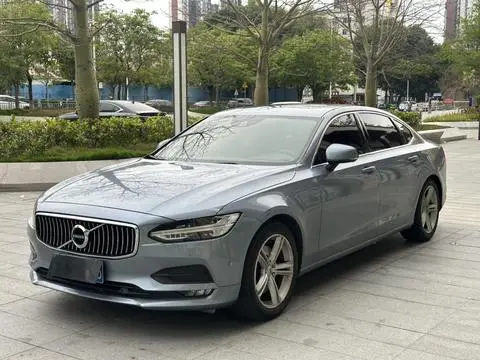 Volvo S90 2018