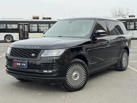 Land Rover 揽胜 2015 — фото 1