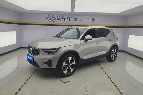 Volvo XC40 2023