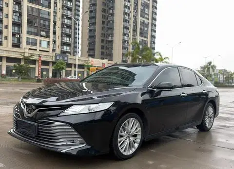 Toyota Camry 2019
