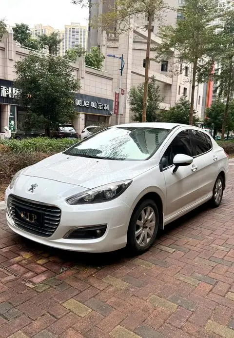 Peugeot 308 2014
