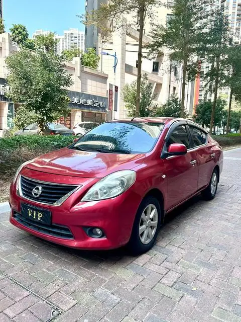 Nissan 阳光 2011