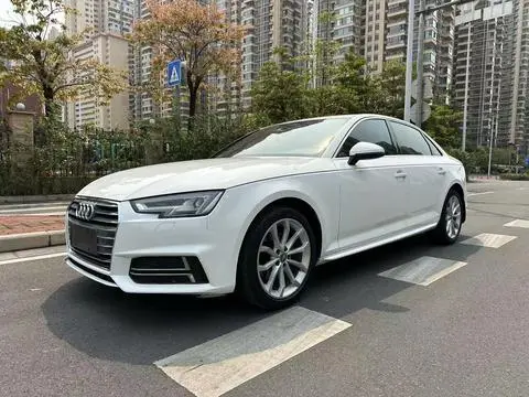 Audi A4L 2018