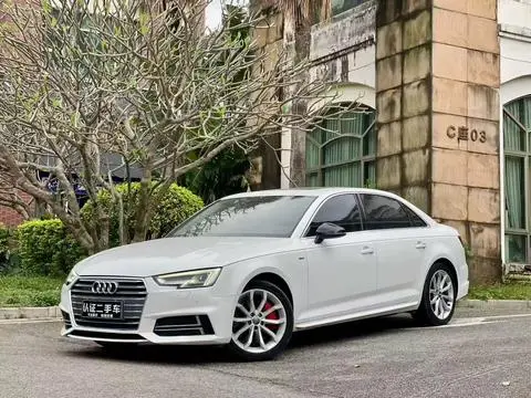 Audi A4L 2018