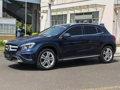 Mercedes-Benz GLA 2016