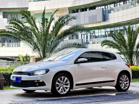 Volkswagen 尚酷 2011