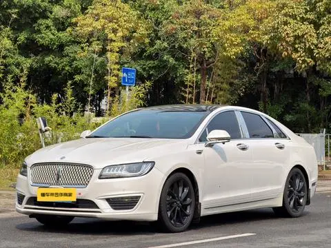 Lincoln MKZ 2020