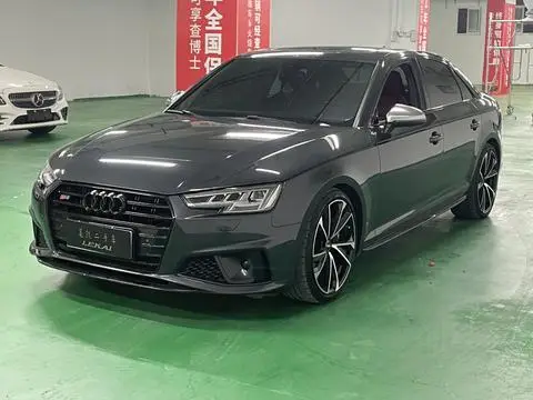 Audi S4 2018 — фото 1