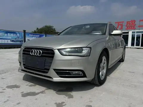 Audi A4L 2015
