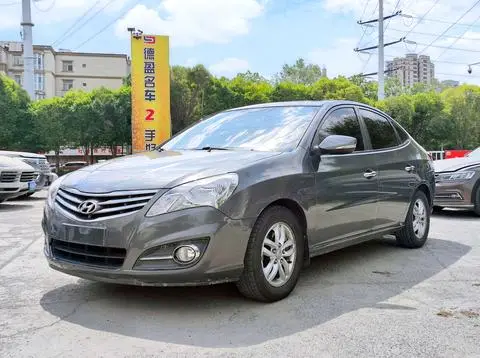 Hyundai 悦动 2011