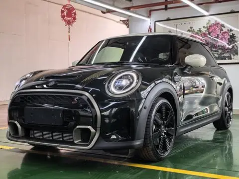 MINI MINI 2022