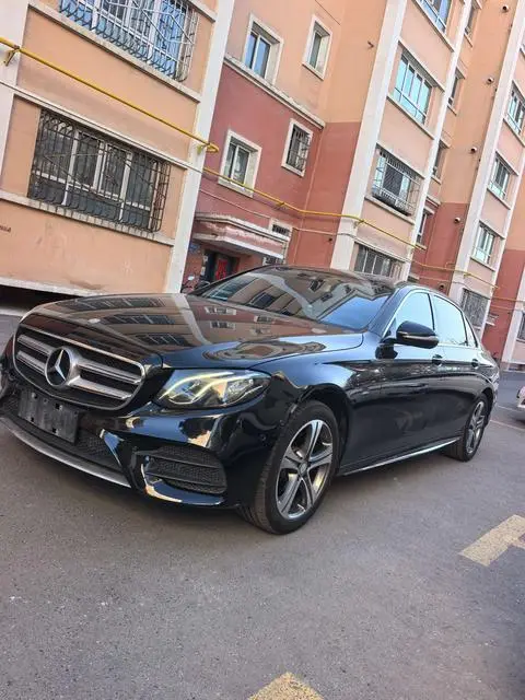 Mercedes-Benz E-Class 2016