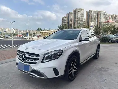 Mercedes-Benz GLA 2017