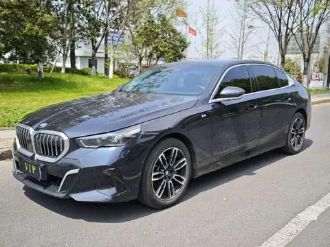 BMW 5 Series 2024