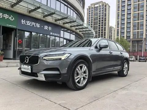 Volvo V90 2017