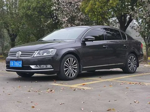 Volkswagen Magotan 2012