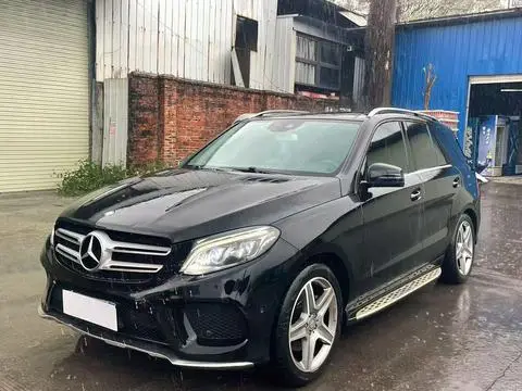 Mercedes-Benz GLE 2015