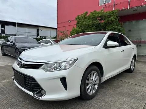 Toyota Camry 2016