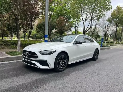 Mercedes-Benz C-Class 2024