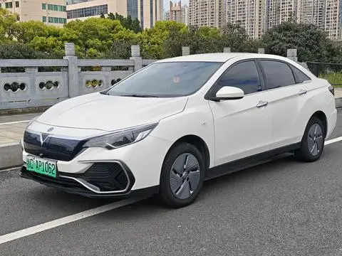 Venucia D60 EV 2022
