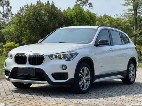BMW X1 2018 — фото 1