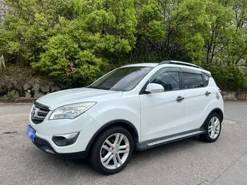 Changan CS35 2015