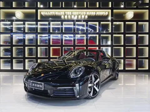 Porsche 911 2022 — фото 1