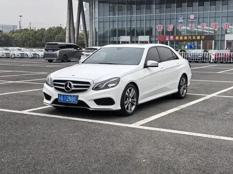 Mercedes-Benz E-Class 2015