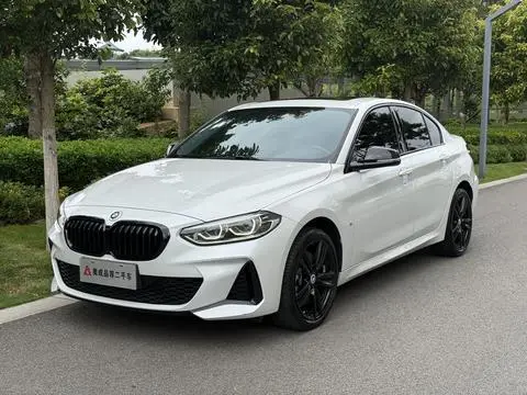 BMW 1 Series 2021